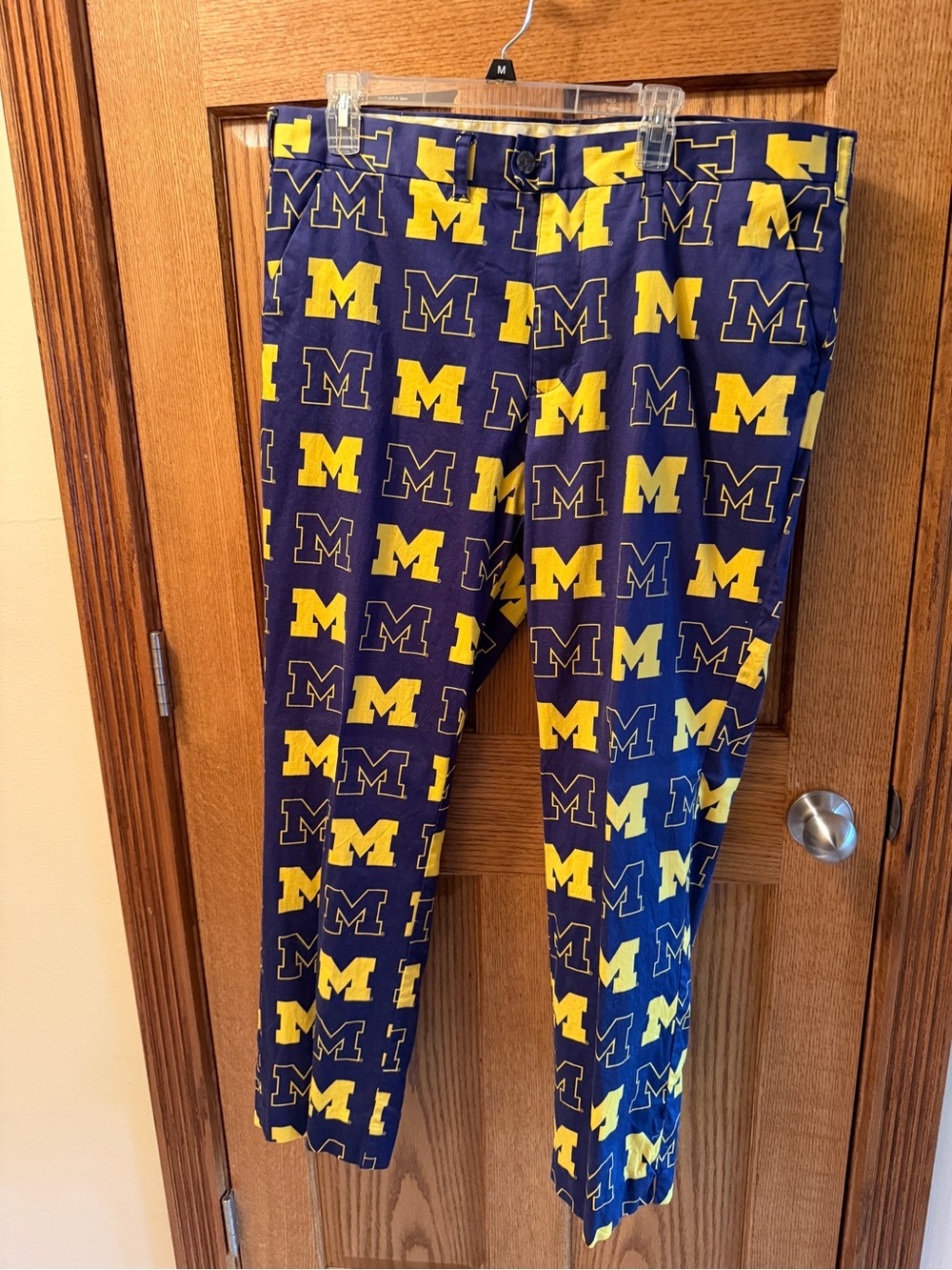 Mens U of M Loudmouth Pants in Navy and Yellow 40 x 32